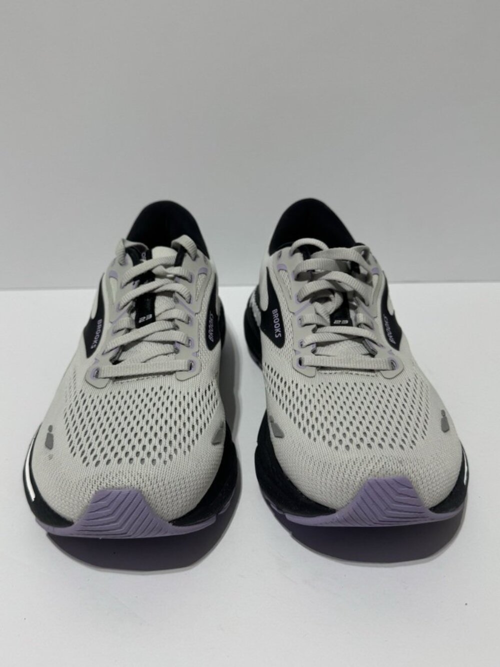 Brooks Womens Adrenaline GTS 23 Running Shoes Gray Size 10 M - Picture 3 of 6
